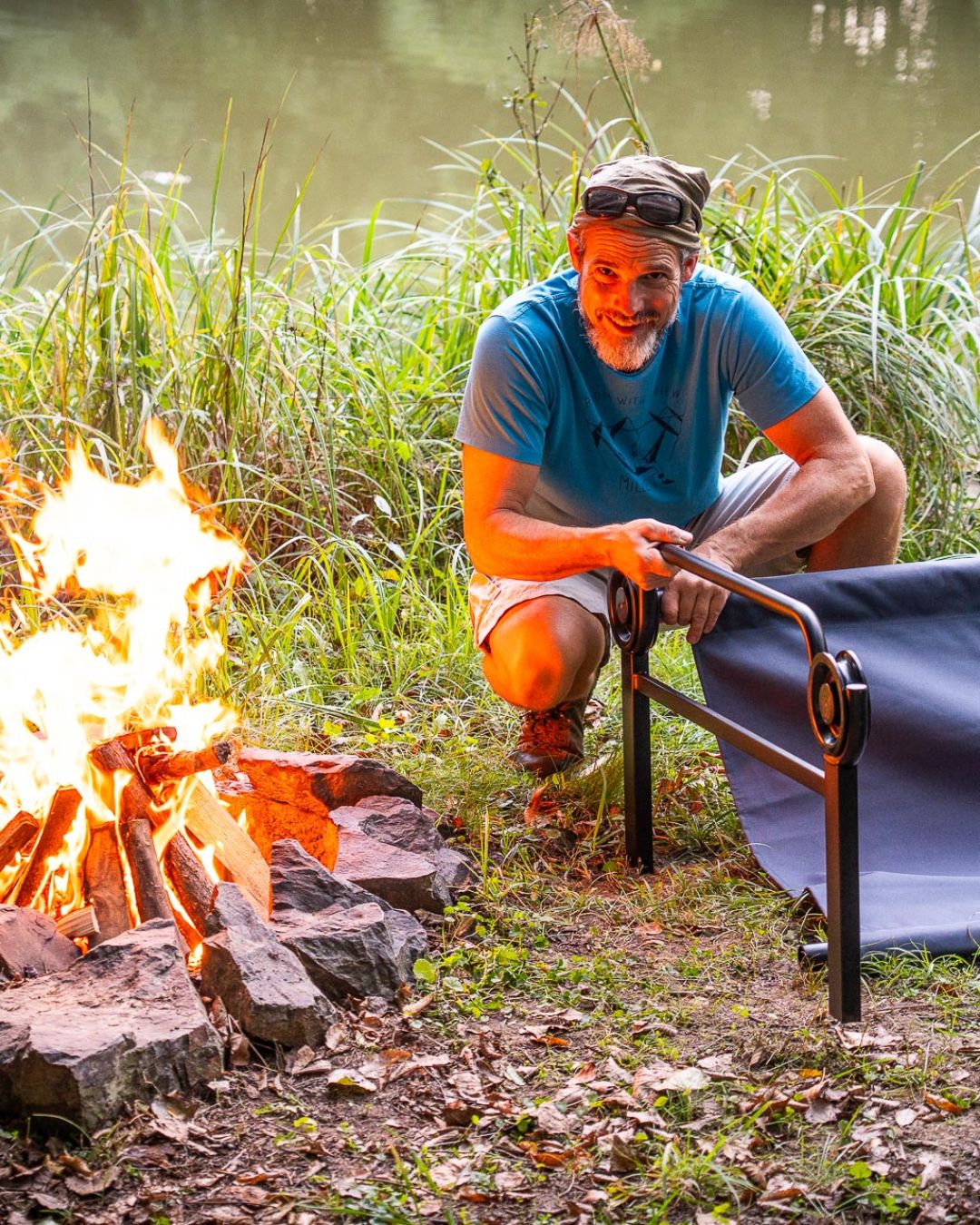 Disc-O-Bed outdoor lifestyle image